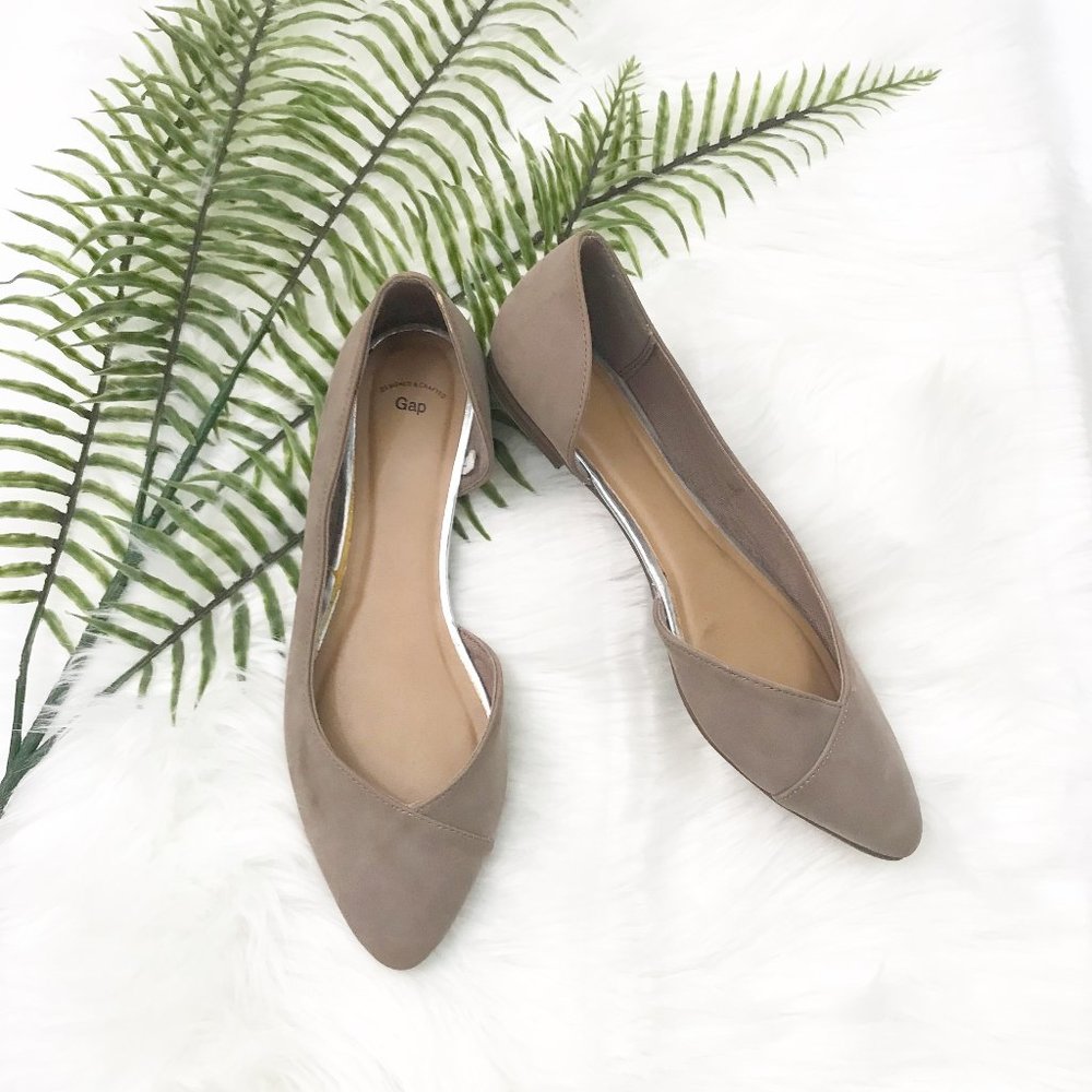 GAP Taupe Pointed Cute Flat Shoes - Size 8